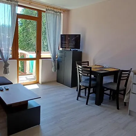 борови хълмове